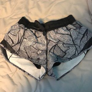 Lululemon hotty hot shorts